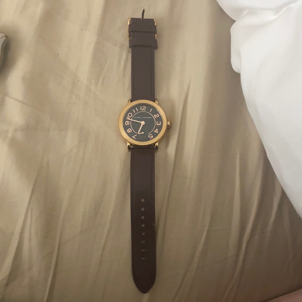 Marc Jacobs Watch with burgundy leather strap